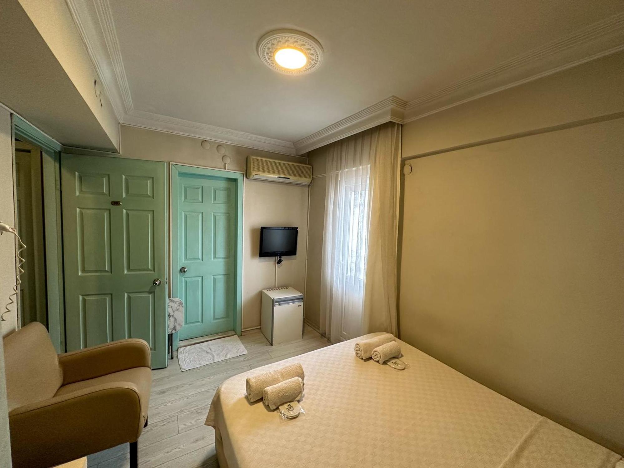 Hikmethan Otel Kusadası Exterior foto